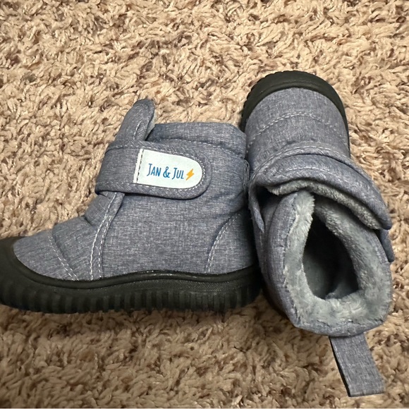 JAN & JUL Toasty-Dry Water-Resistant Winter Boots for Toddlers, Size 6, Grey - Picture 10 of 10